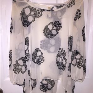 Skull sheer top